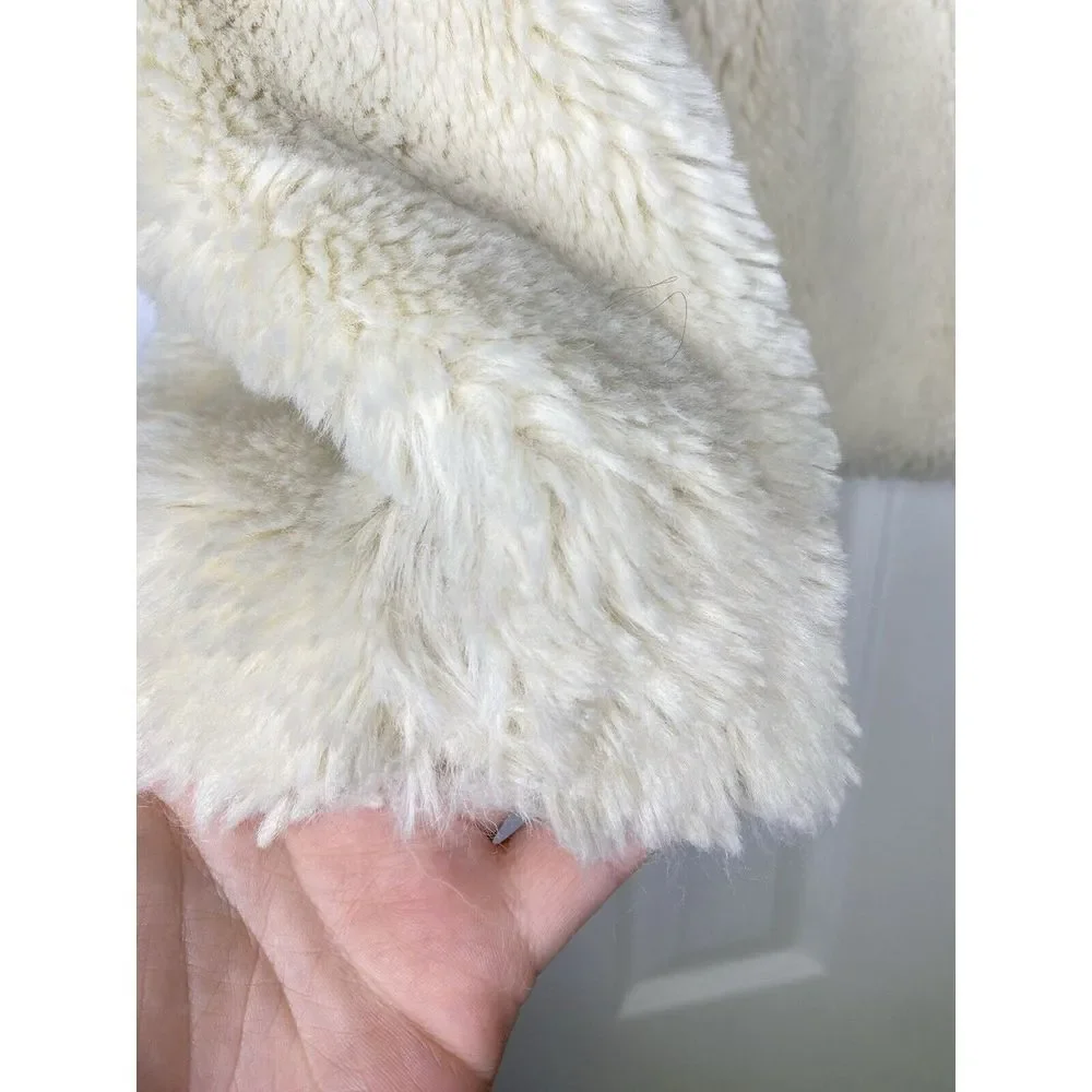 Patagonia Women's Lunar‎ Frost Faux Fur Full Zip Jacket Cream Large- Read - Picture 3 of 10